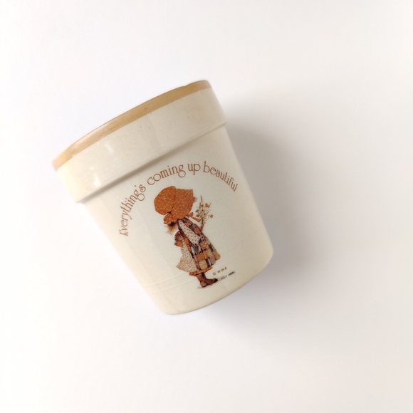 Small Holly Hobbie flower pot | vintage 1970s | Everything's Coming up Beautiful - Picture 8 of 8